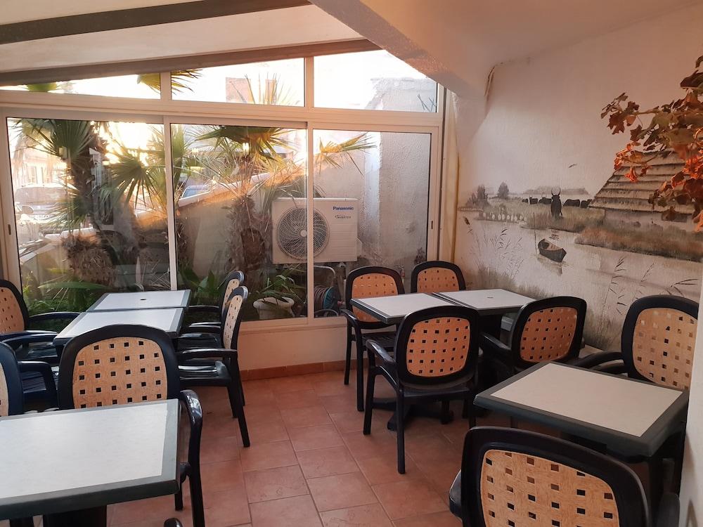 Hotel Les Palmiers En Camargue Saintes-Maries-de-la-Mer Zewnętrze zdjęcie