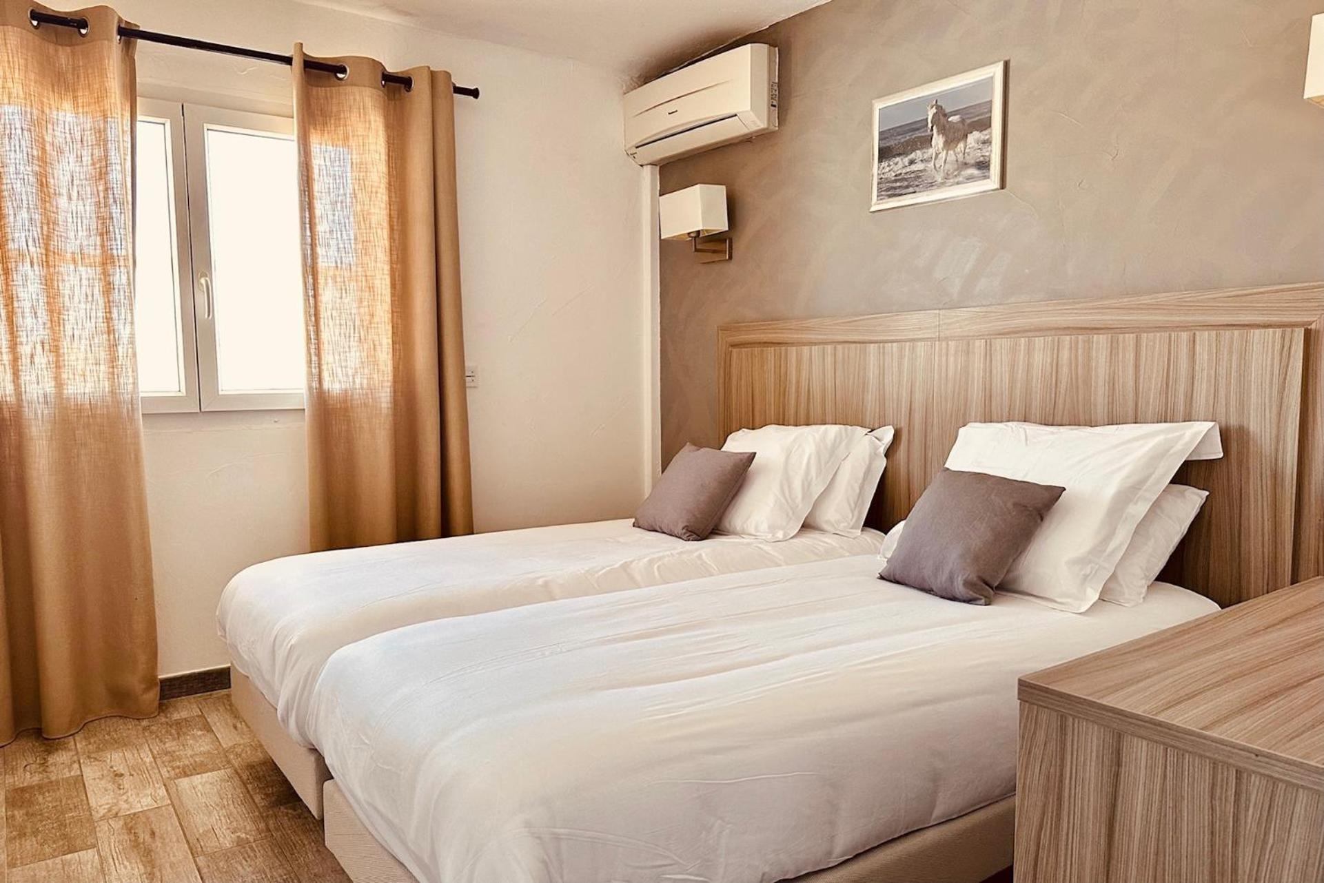Hotel Les Palmiers En Camargue Saintes-Maries-de-la-Mer Zewnętrze zdjęcie