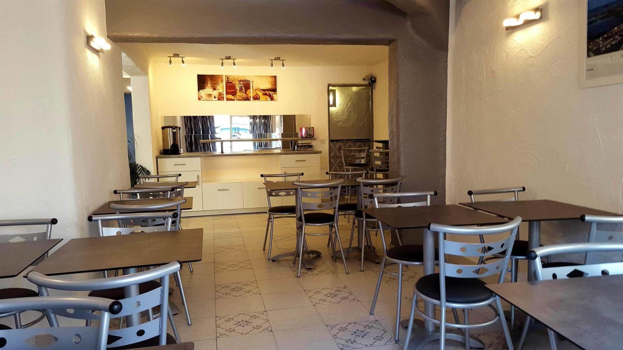 Hotel Les Palmiers En Camargue Saintes-Maries-de-la-Mer Zewnętrze zdjęcie